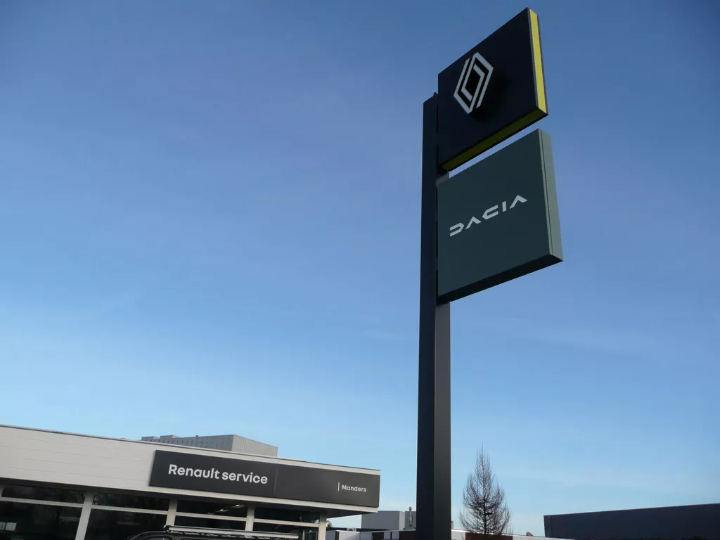 Renault Twingo 1.2-16V Authentique slechts 58500km en dealer onderhouden! Rijklaar.