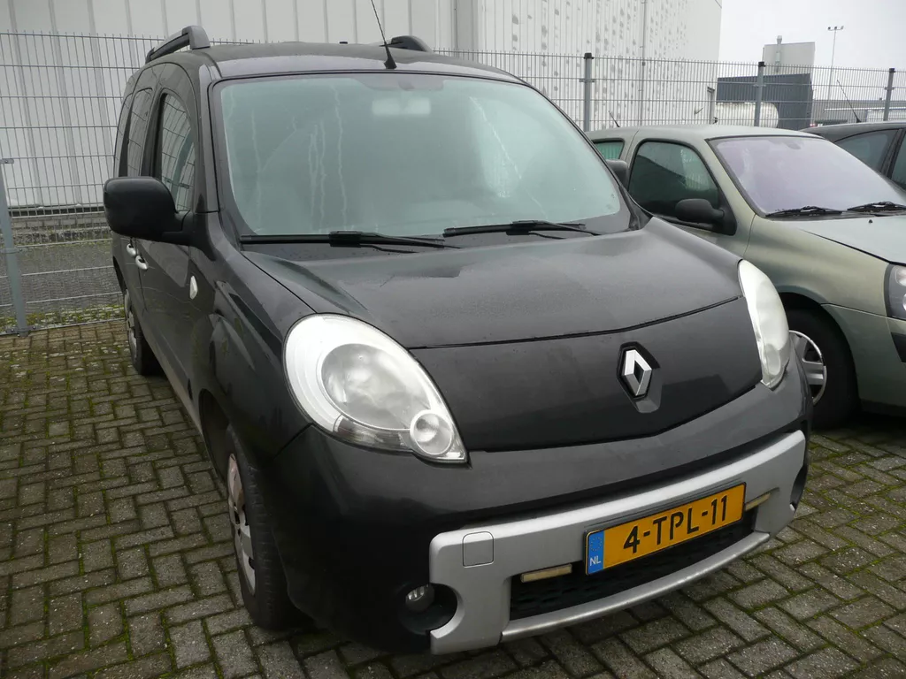 Renault Kangoo Family 1.6-16V Privil&egrave;ge CRUISE CONTROLE/ AIRCO/ TREKHAAK/ DAKRAILS/ ETC... RIJKLAAR! WORDT VERWACHT