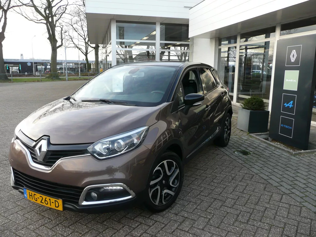 Renault Captur TCe 90 Dynamique PACK CITY CAMERA/ PRIVACY GLAS/ RESERVE WIEL/ 4SEIZOENSBANDEN/ DEALER ONDERHOUDEN (BIJ ONS) ZEER MOOIE AUTO! RIJKLAAR!