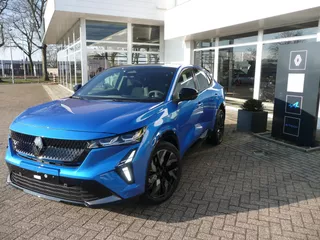 Renault Rafale E-Tech full hybrid 200 esprit Alpine LED MATRIX/ PACK PRIVILEGE/ PACK ELYSEE/ PACK LIGHT &amp; SOUND*/ HEAD-UP DISPLAY/ 4 WIELSTURING/ RESERVE WIEL/ ETC... RIJKLAAR!