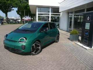 Renault Twingo Urban range TECHNO INCL. 5 JAAR GARANTIE!/ 18"LM VELGEN/ ARMSTEUN VOOR + OPBERGVAK/ ADAPTIEVE CRUISE CONROLE/ PARK ASSIST/ PRIVACY GLAS/ DC SNELLADEN!/ FULL LED/ ETC... 5 JAAR GARANTIE! RIJBEREIK TOT RUIM 260KM*, RIJKLAAR!