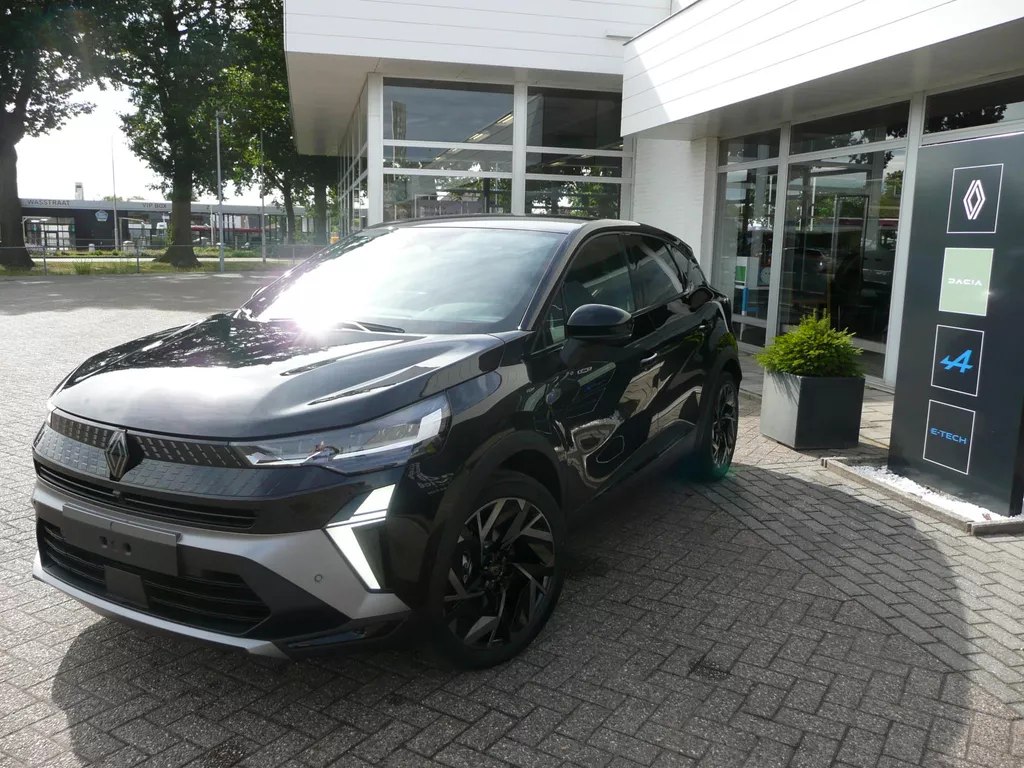 Renault Captur 1.8 E-Tech full hybrid 160 esprit Alpine HARMAN KARDON SOUND/ 360GR CAMERA/ ACTIVE DRIVER + PARKING ASSIST/ ETC... DEMO VOORDEEL VAN RUIM &euro; 4.600,--!! RIJKLAAR!