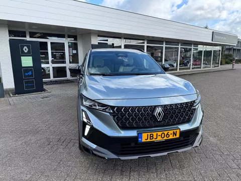 Renault Espace E-Tech full hybrid 200 iconic 5p. PACK VISION/ PACK LIGHT &amp; SOUND/ ETC... LED MATRIX. DIVERSE UITVOERINGEN UIT VOORRAAD LEVERBAAR ETC... RIJKLAAR!