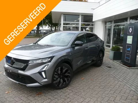 Renault Rafale E-Tech 4x4 plug-in hybrid 300 esprit Alpine SOLARBAY GLAZEN DAK/ ELEK. ACHTERKLEP/ 4X4 AANDRIJVING EN 4 WIEL STURING/ 2 LAADKABELS/ ETC... RIJKLAAR!