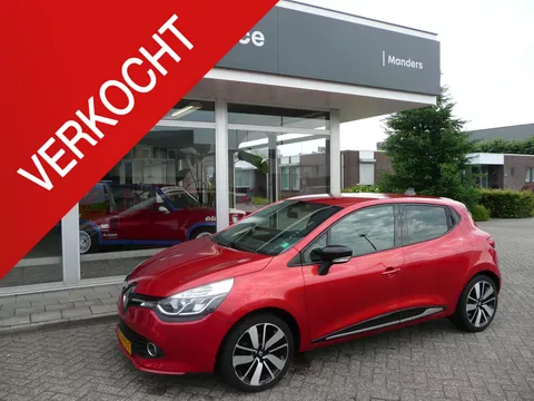 Renault Clio TCe 90 Dynamique PARK ASSIST - CAMERA/ R-LINK NAVIGATIE-DAB/ ARMSTEUN/ 17&quot;LM VELGEN/ HAAIENVIN/ NWE 4SEIZOENSBANDEN/ ETC... DEALER ONDERHOUDEN!! RIJKLAAR!