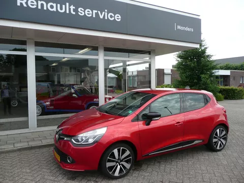 Renault Clio TCe 90 Dynamique PARK ASSIST - CAMERA/ R-LINK NAVIGATIE-DAB/ ARMSTEUN/ 17&quot;LM VELGEN/ HAAIENVIN/ ETC... DEALER ONDERHOUDEN!! RIJKLAAR!